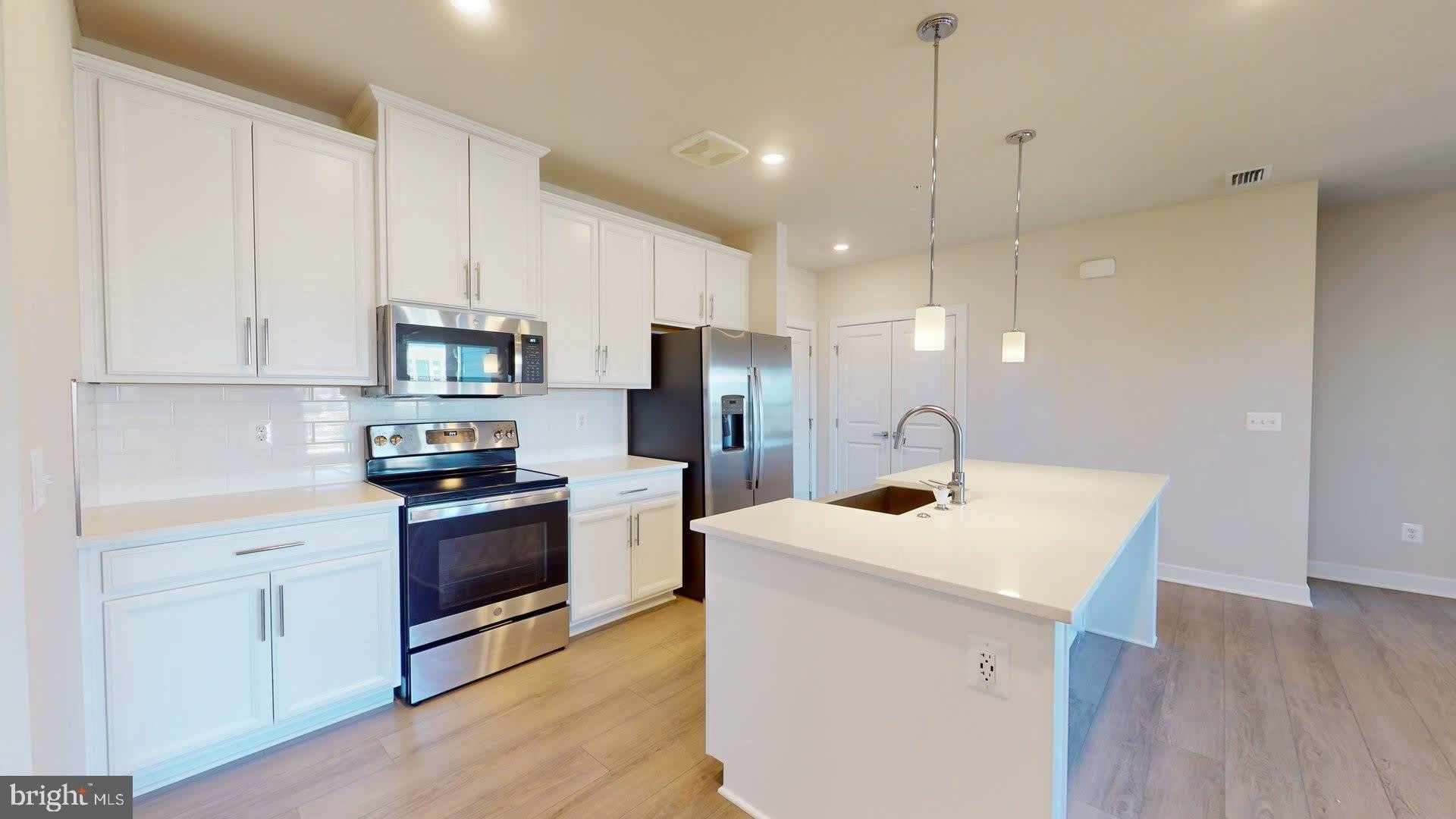 12850 Mosaic Park Way – photo 5