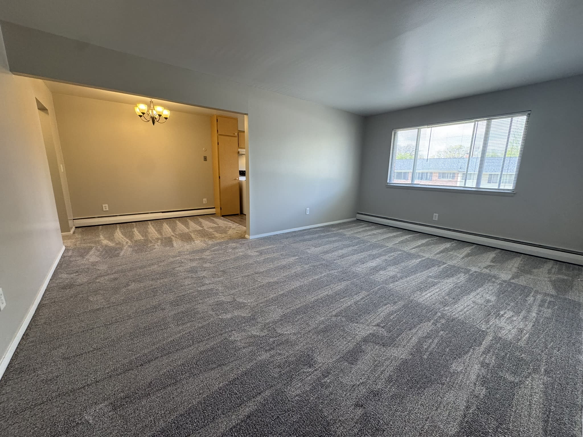 421 Parkdale Avenue – photo 3