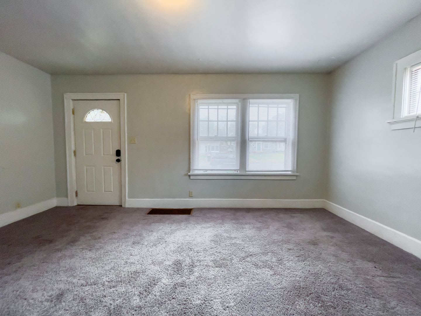 1425 W Gilbert St – photo 4