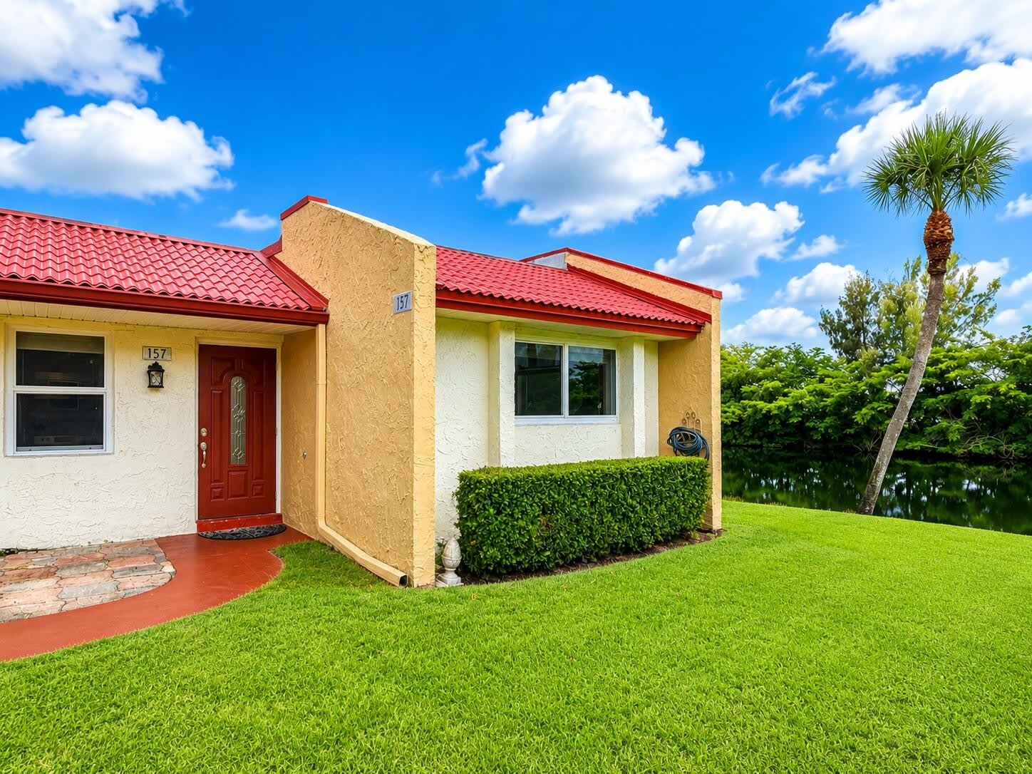 157 LAKE ANNE Drive – photo 1