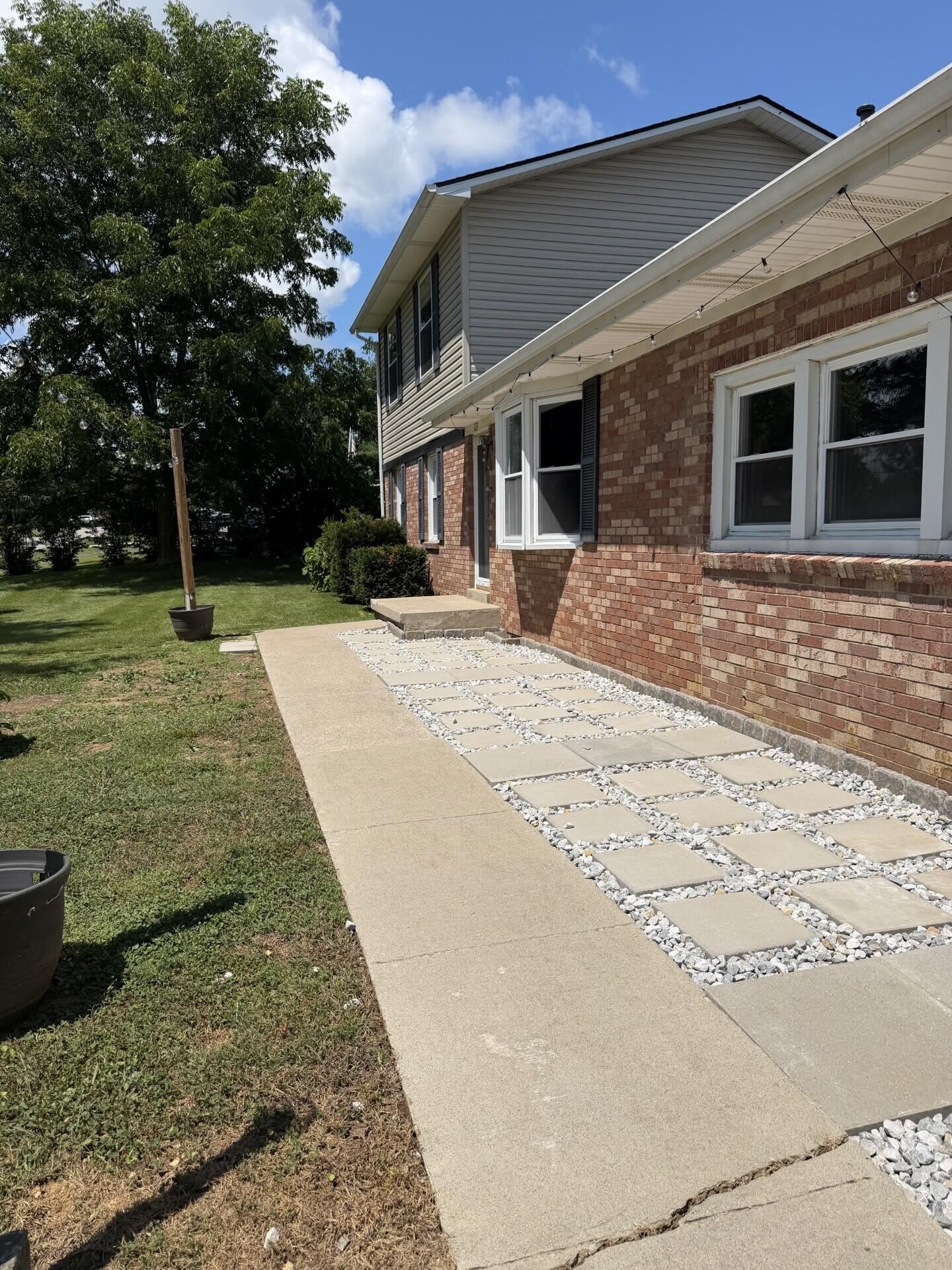 721 Wayland Drive – photo 3