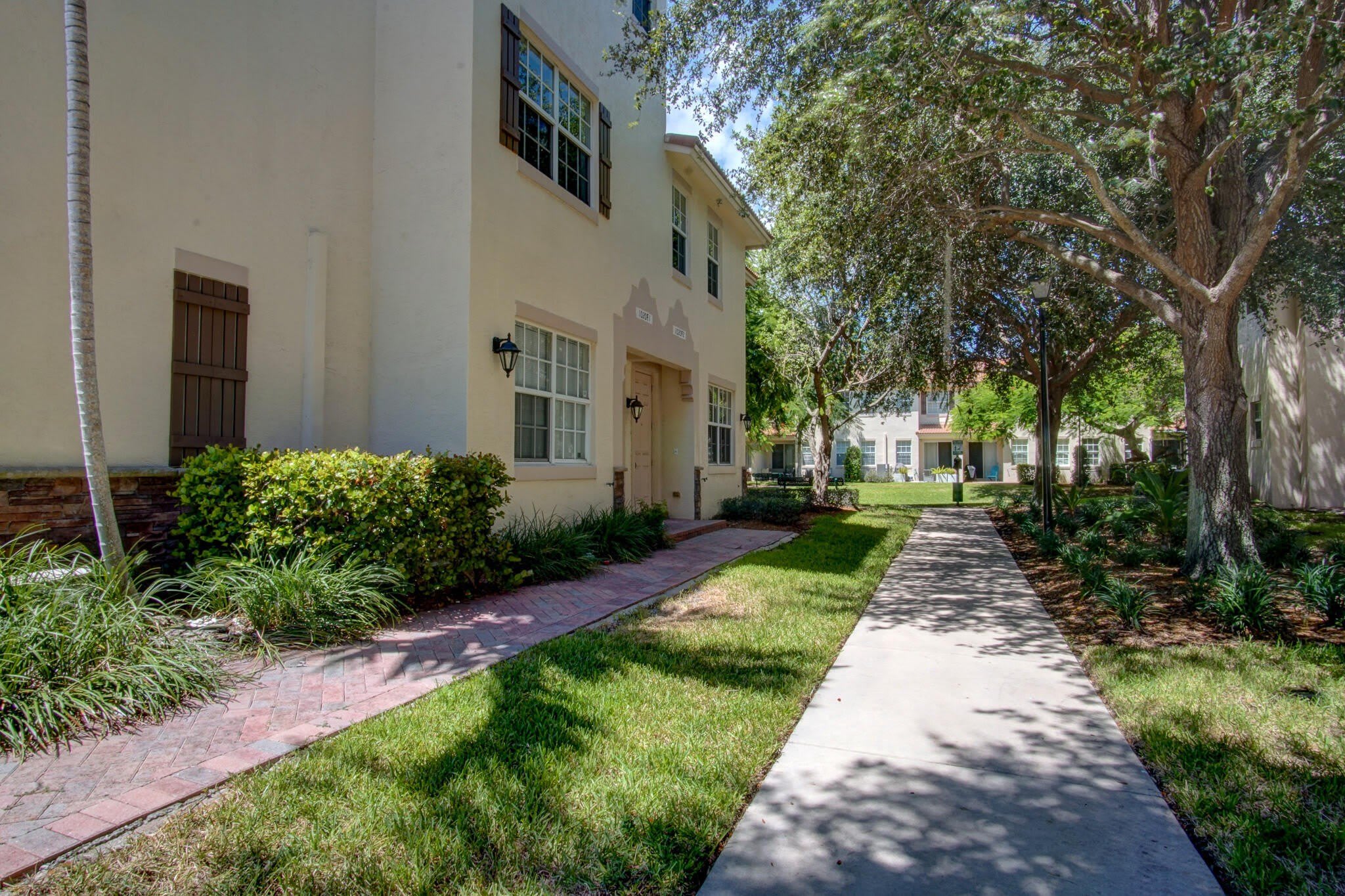1020 E Longport Circle – photo 5