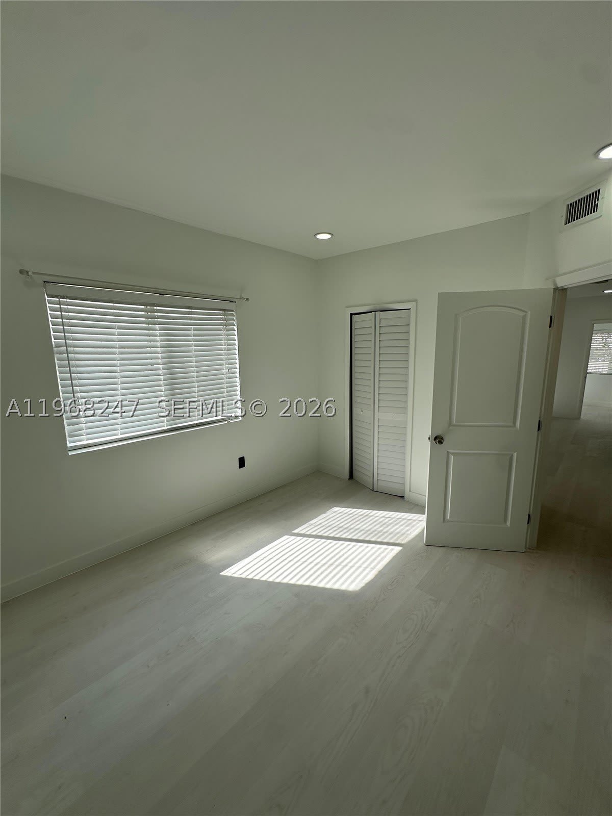 109 NW 6th Ave – photo 4