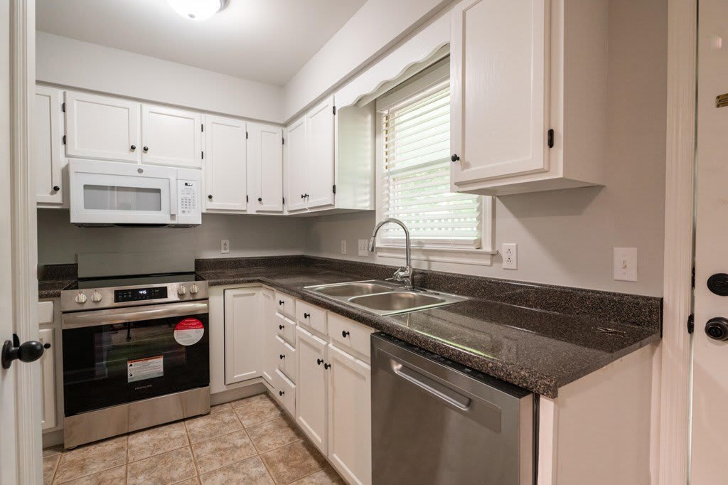 315 McBrien Rd – photo 4