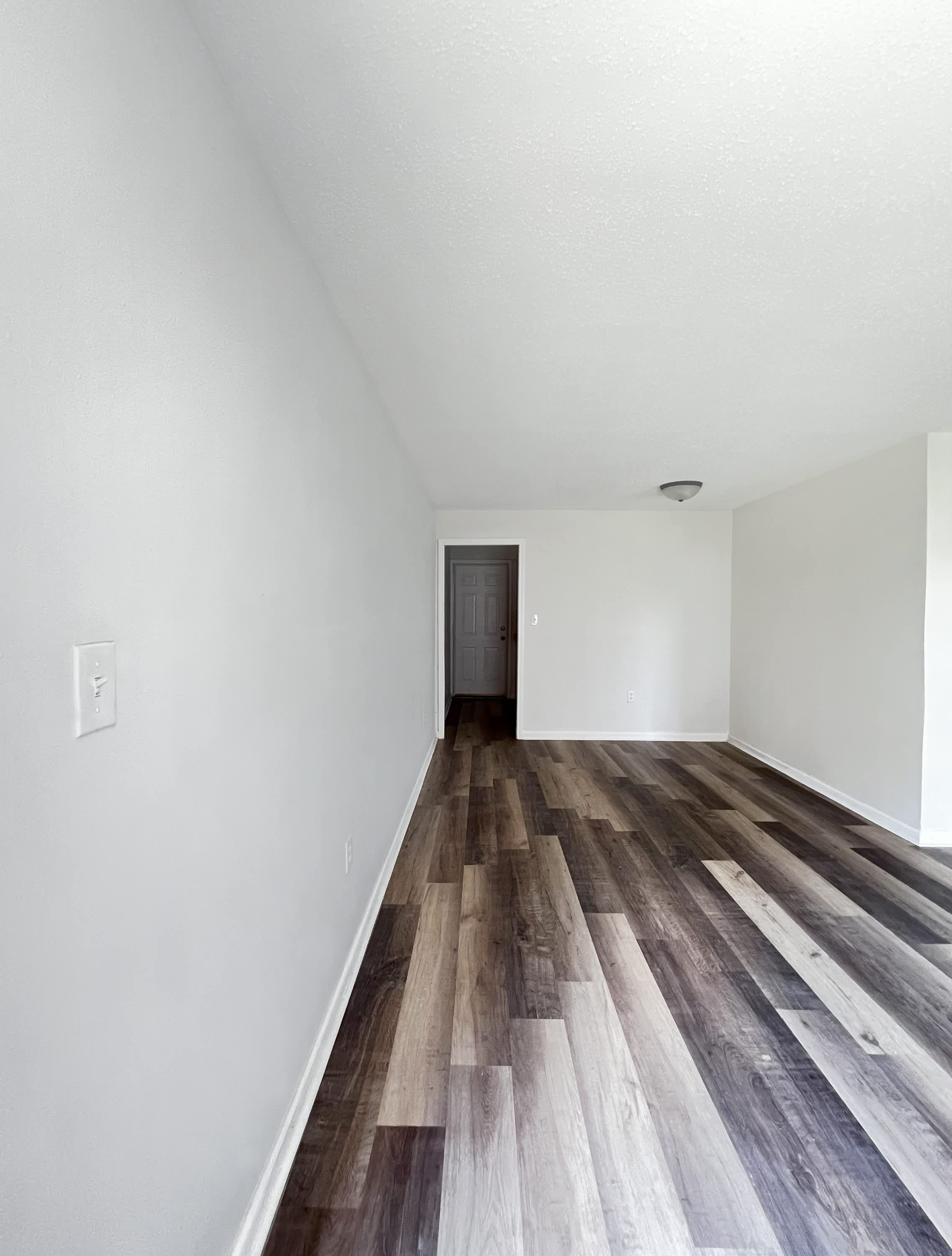 905 Deaunta Farrow Drive – photo 2