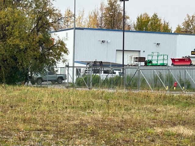 490 East Railroad Avenue E – photo 4