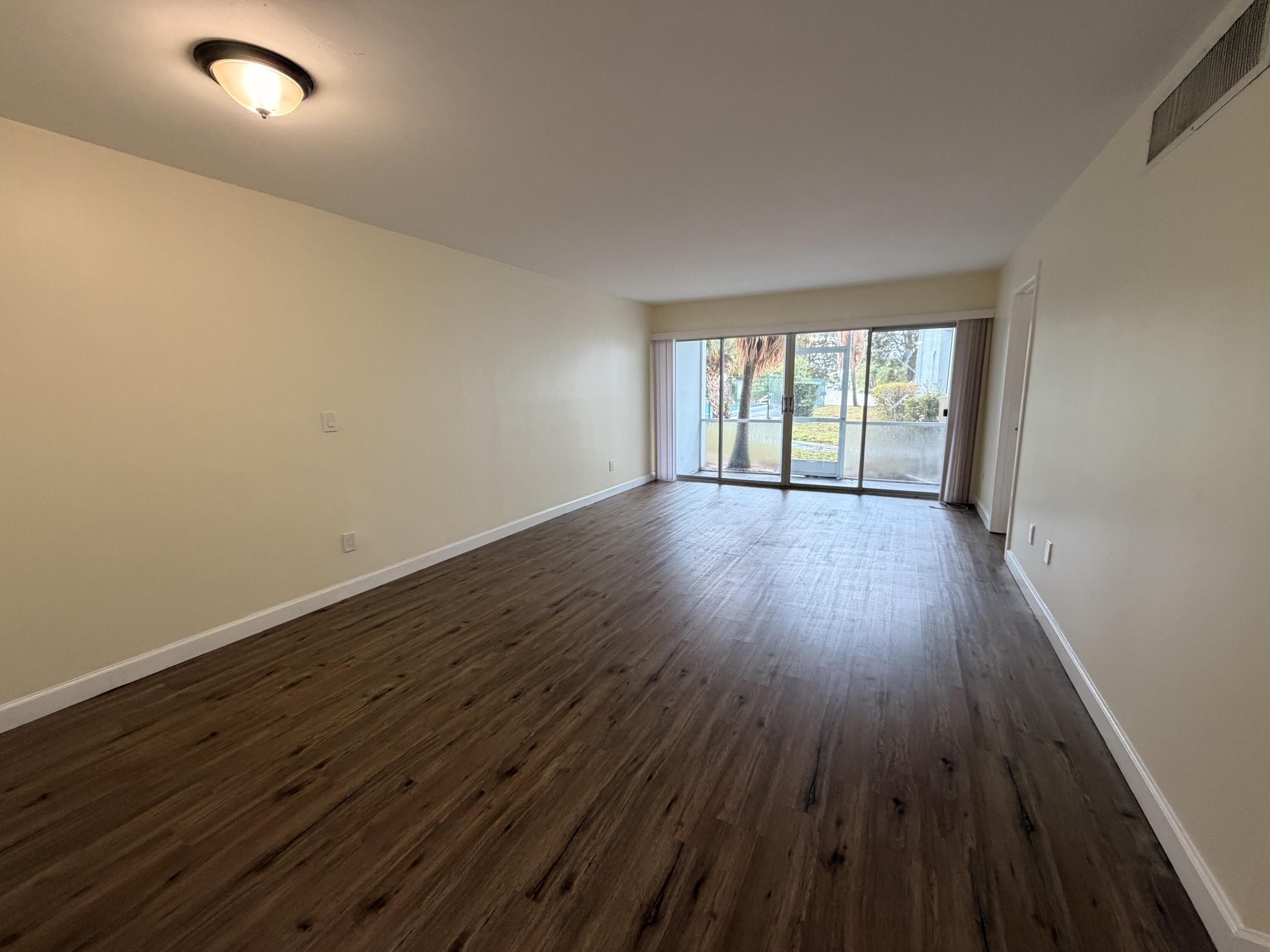 1505 Crescent Circle – photo 1
