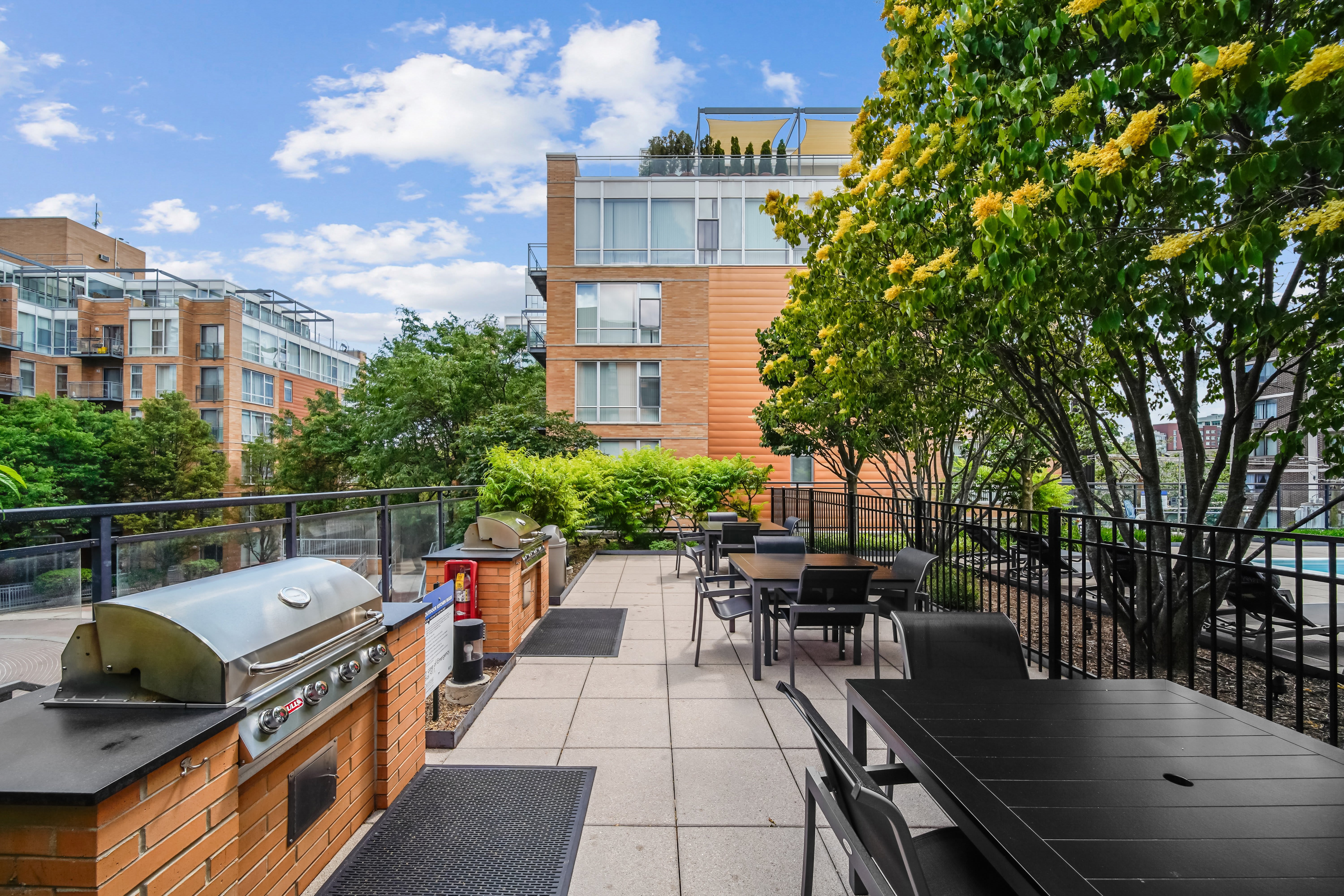 1717 Evanston – photo 2