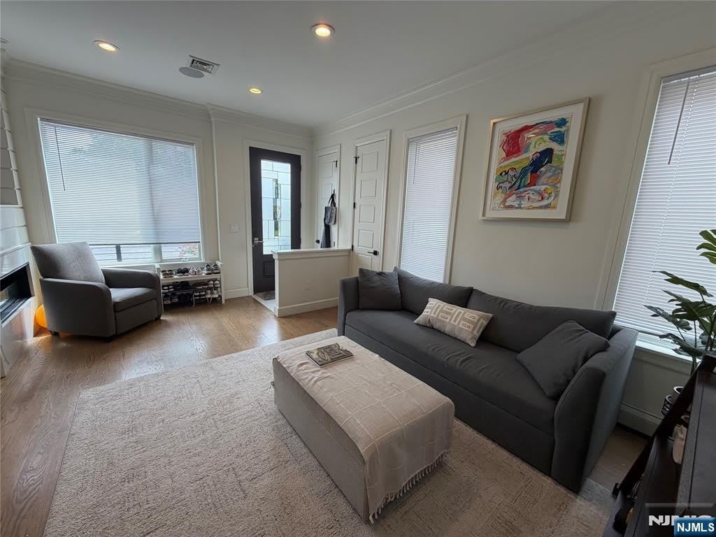 45 Columbus Drive – photo 4