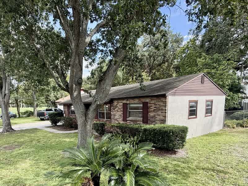 1502 West Country Club Drive – photo 5