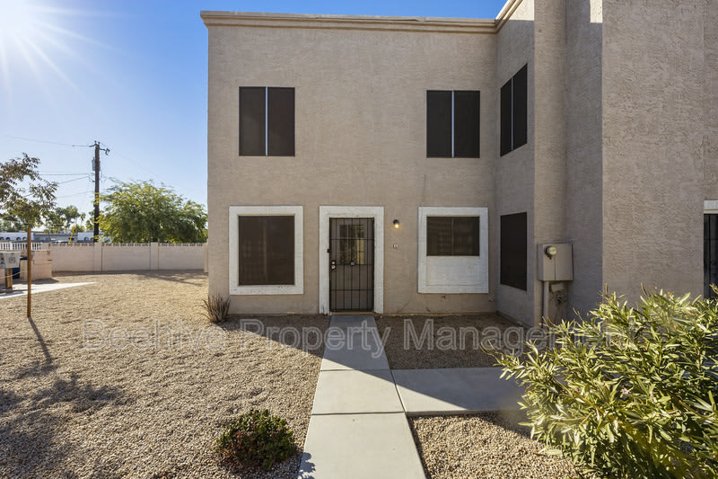 2732 E Culver St – photo 3