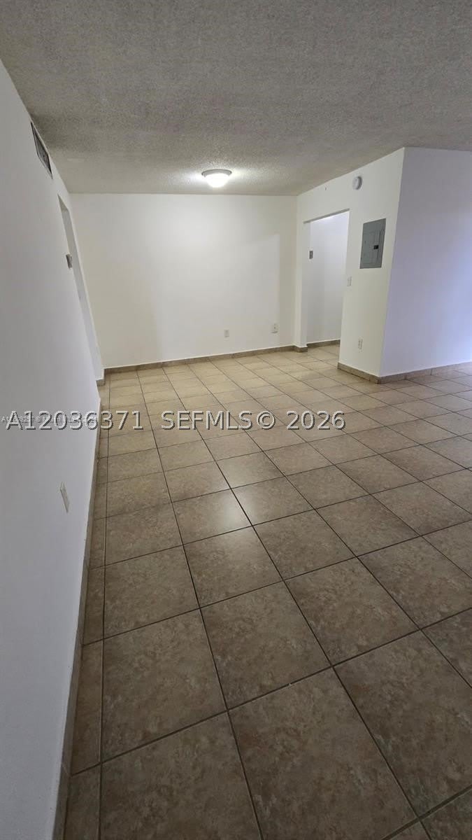 690 NE 123rd St – photo 3