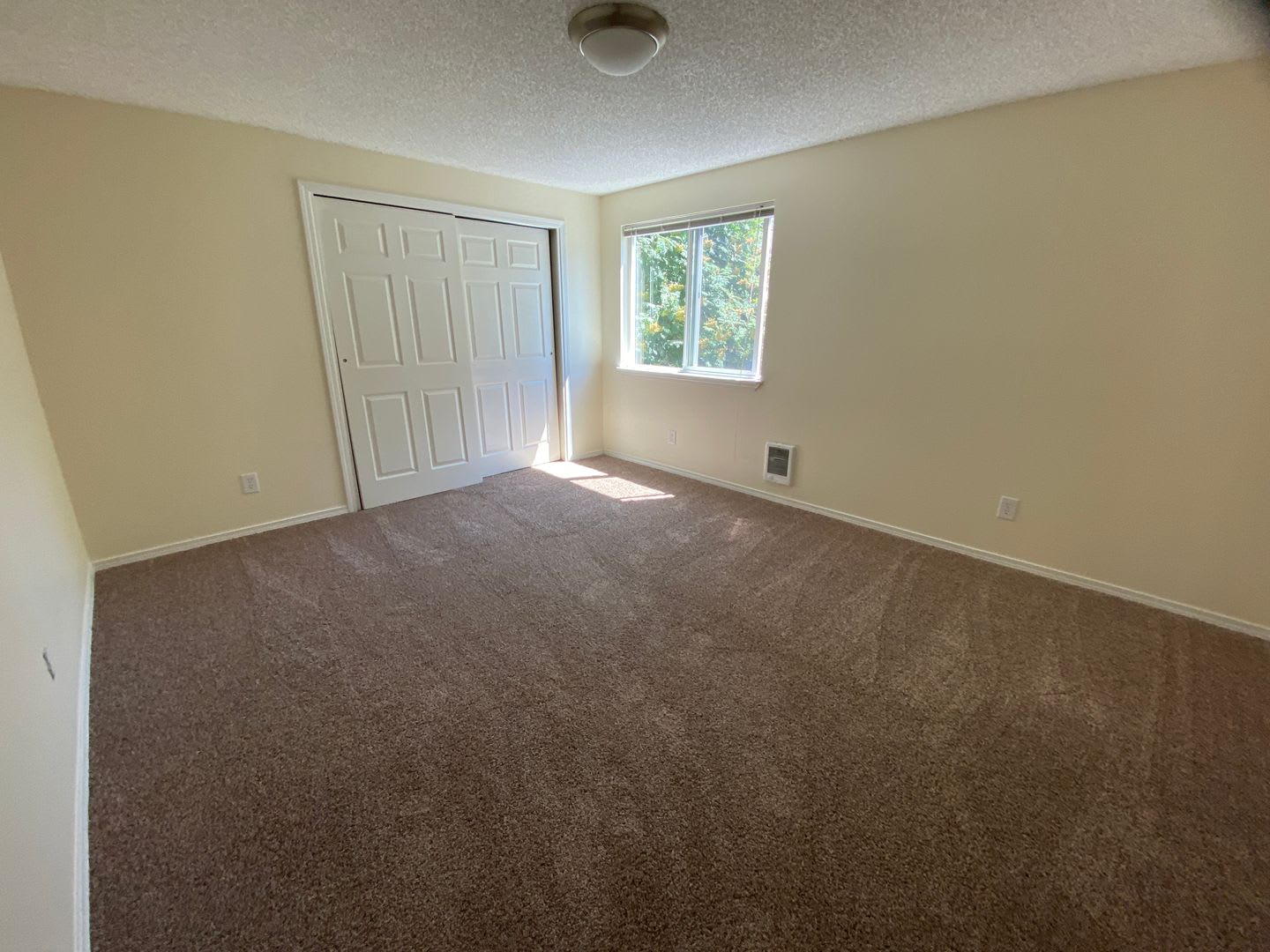 3538 Northwest Ave #20 Move In Special ~ First Months Free! – photo 5