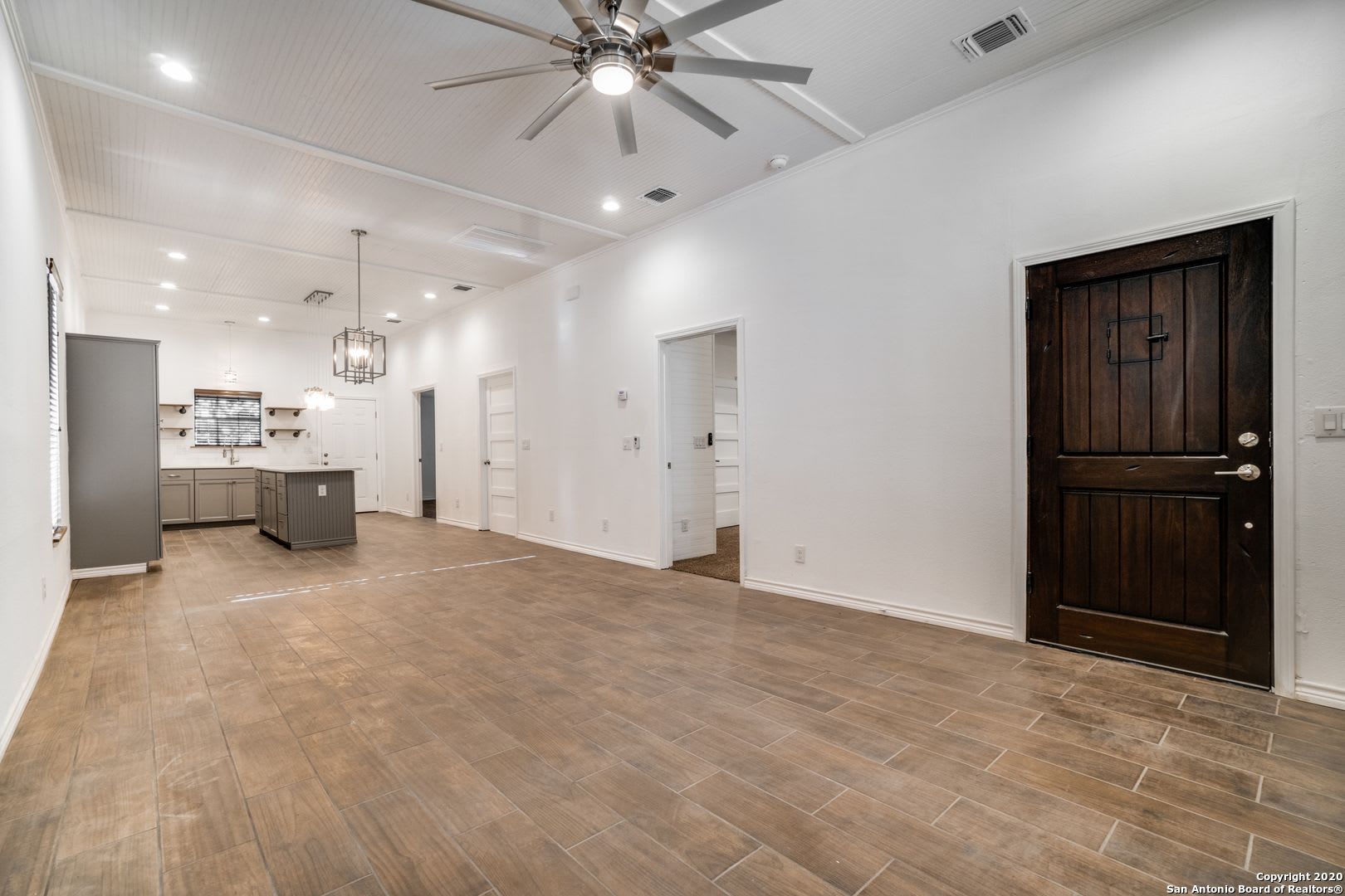 Renovated 2 Bedroom Home In Government Hill – photo 5