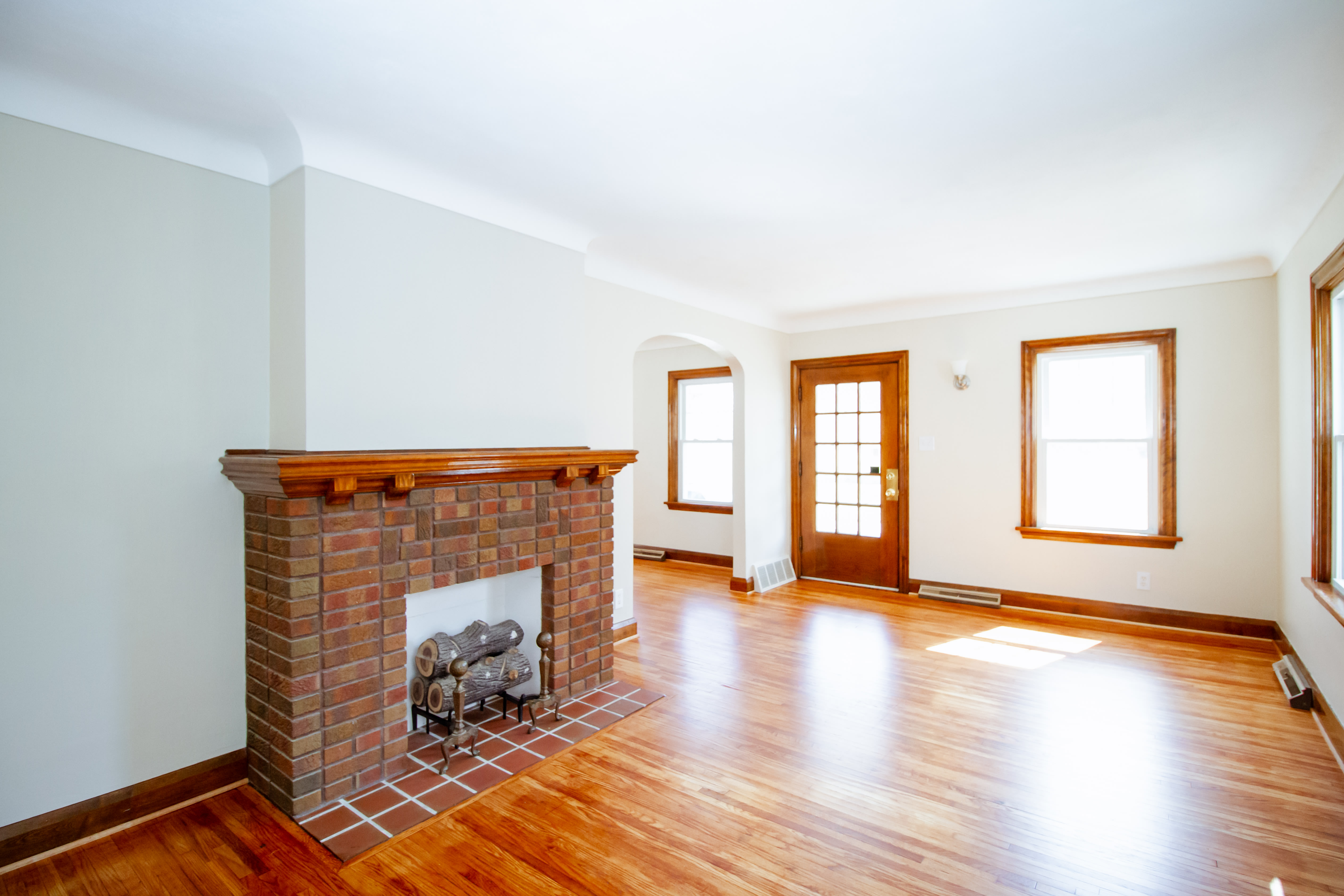 2032 Glencove Dr – photo 2