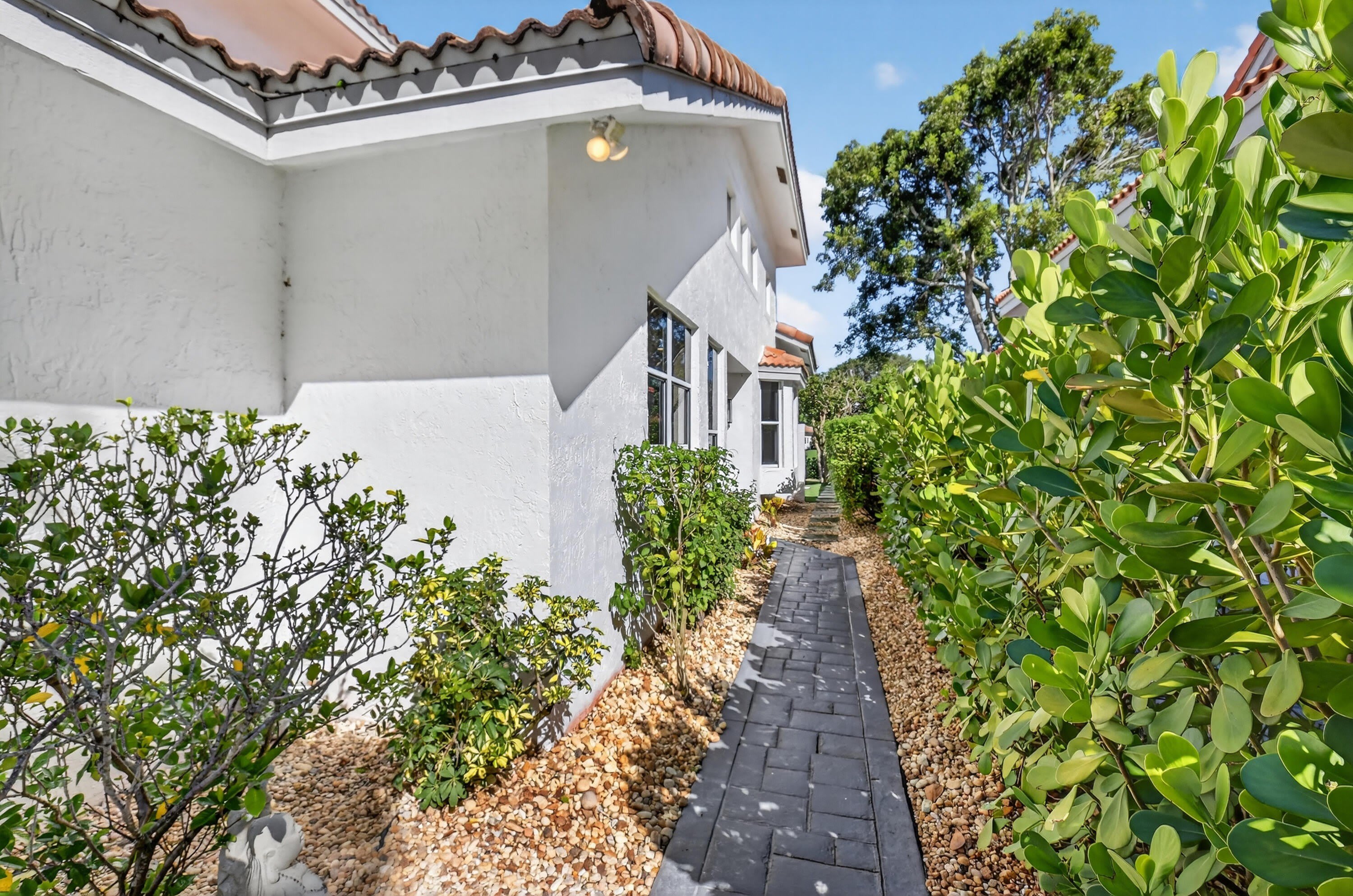 2237 NW 53rd Street – photo 4