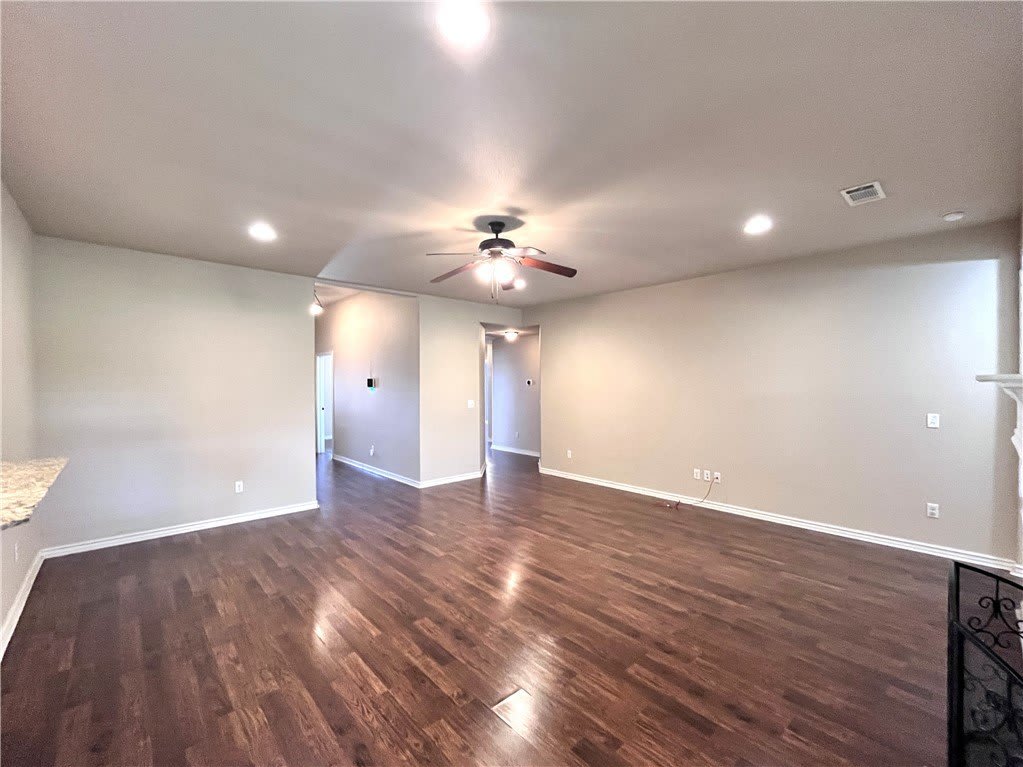 4901 SW Energy Avenue – photo 4
