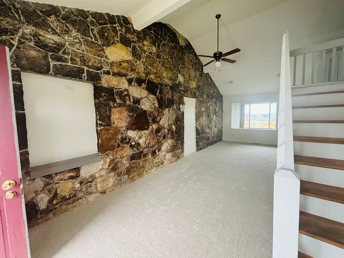 1 Bedroom 1 Bath Duplex – photo 2