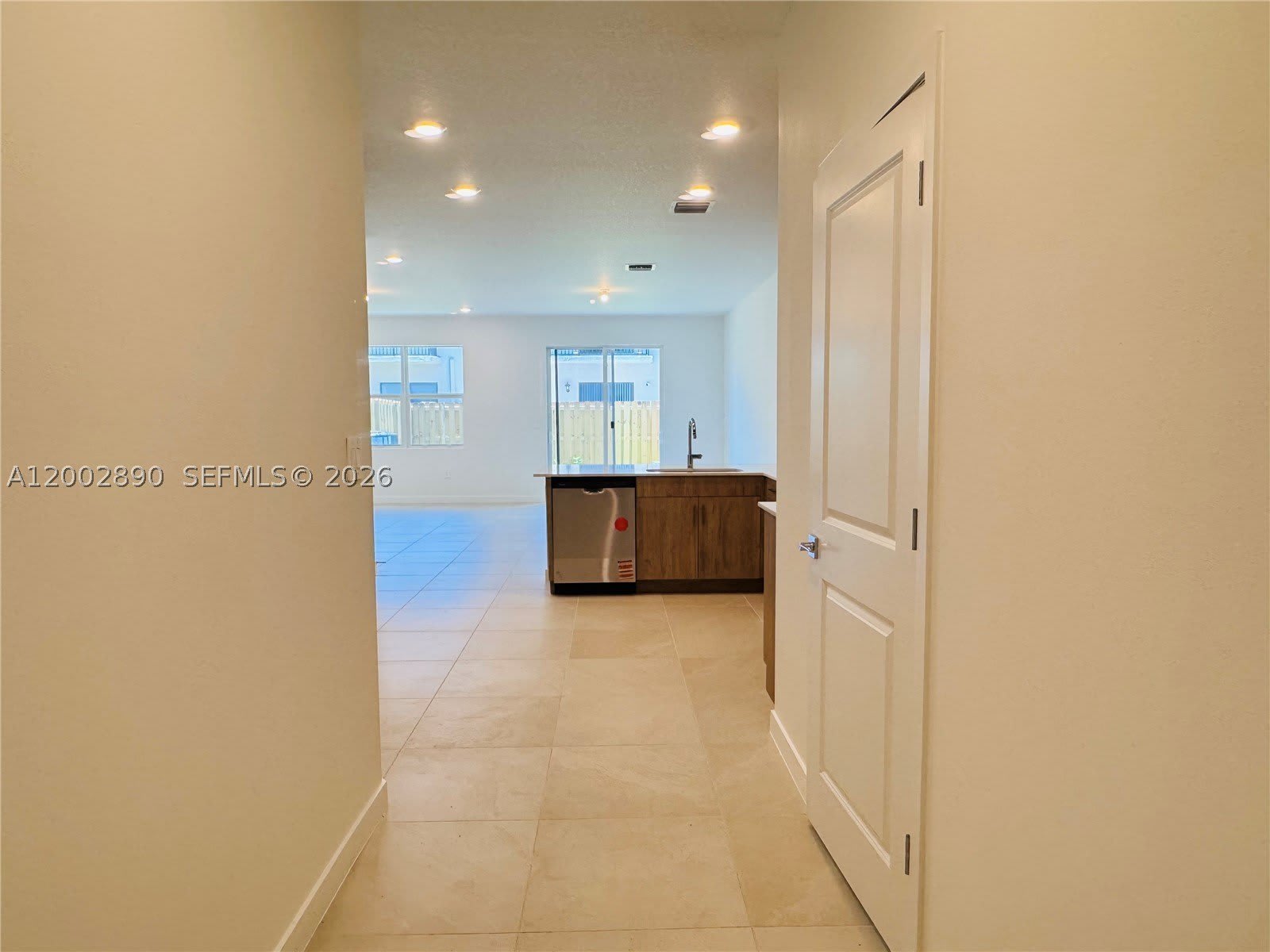 178 NE 14th Avenue – photo 3