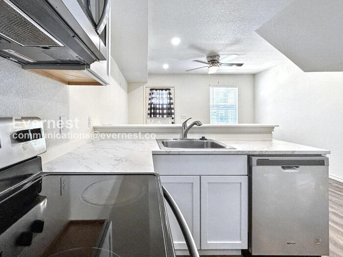 230 Debus Drive – photo 2