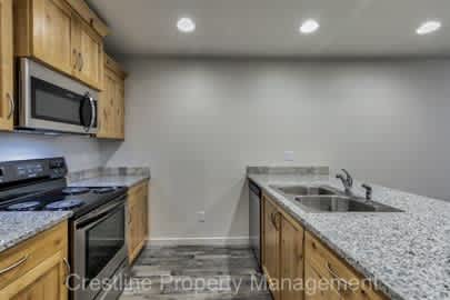 1029 East Iowa Avenue – photo 3