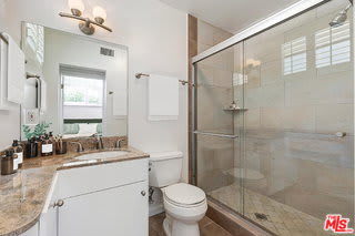 609 North Doheny Drive – photo 5