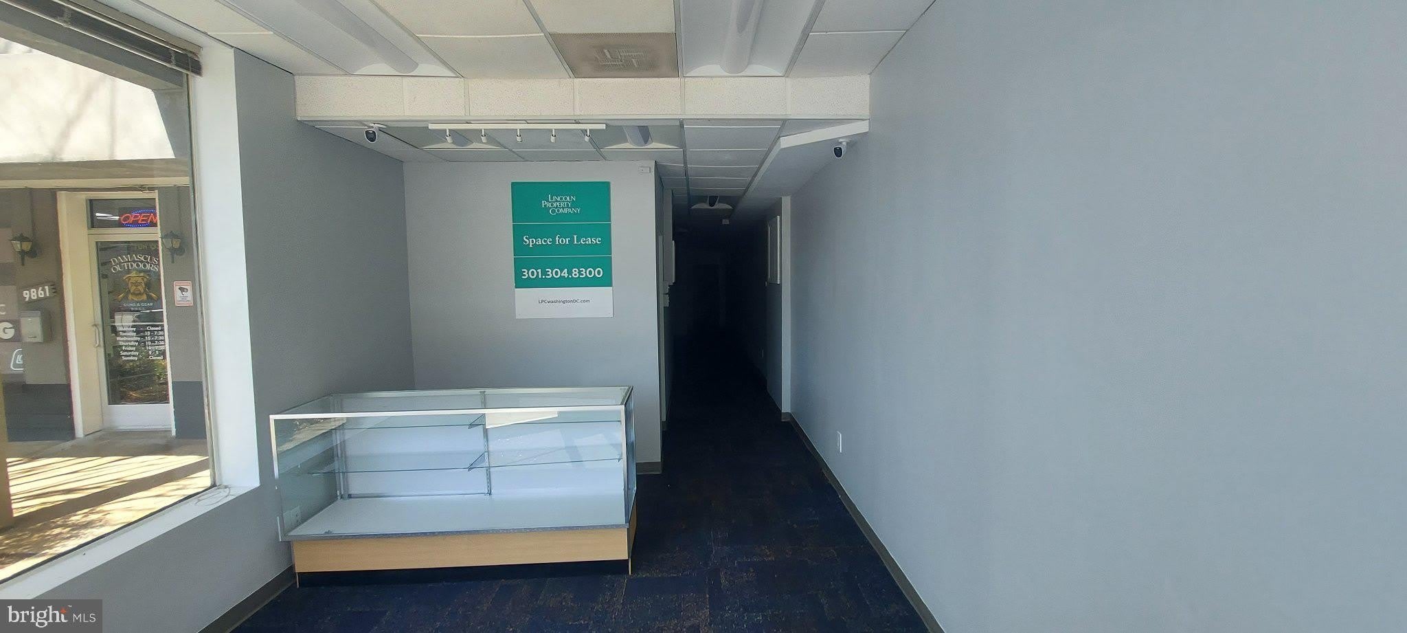 9859 MAIN Street – photo 2