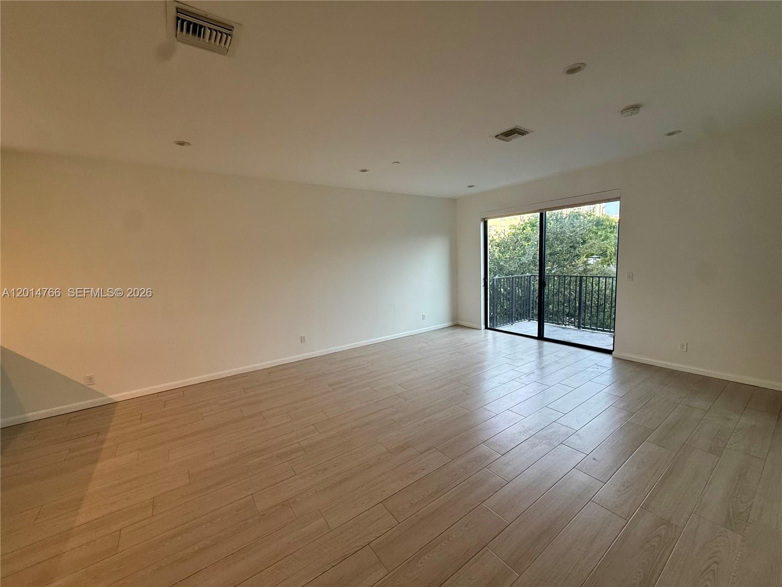 119 Northeast 6Th Street – photo 5
