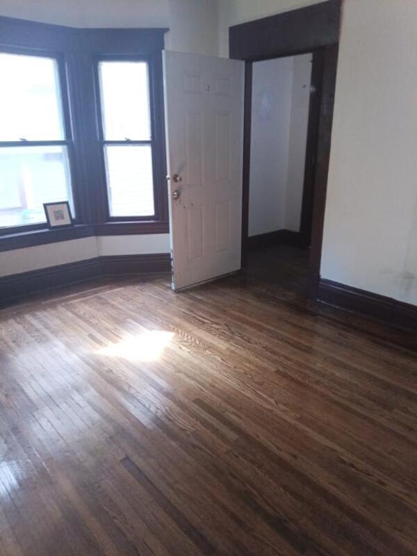 311 Frost Ave – photo 4