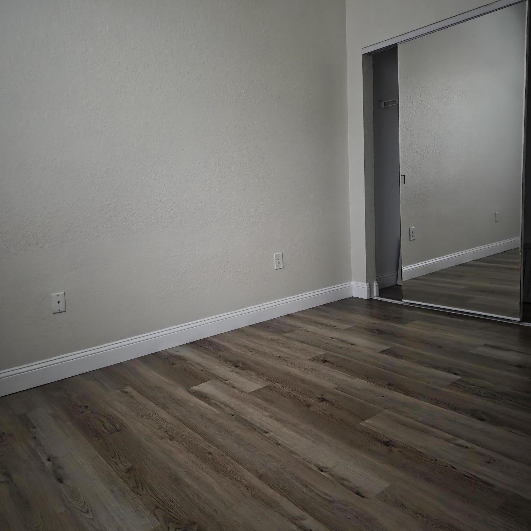 1610 Presidential Way – photo 4