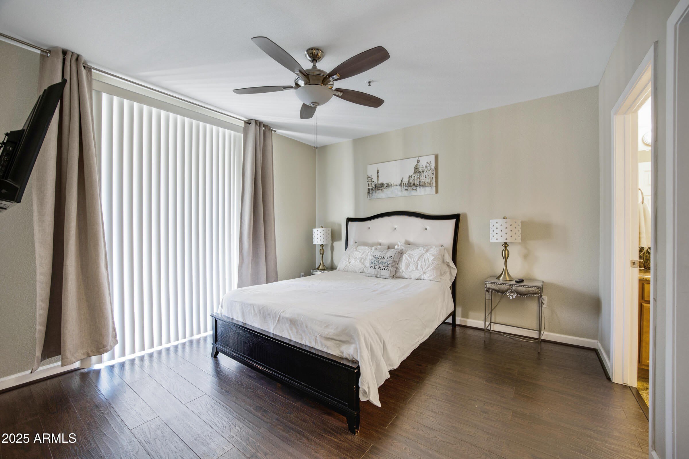 4925 E Desert Cove Avenue – photo 5