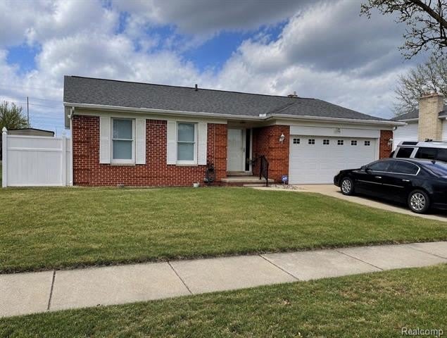 18590 Blakely Drive – photo 1