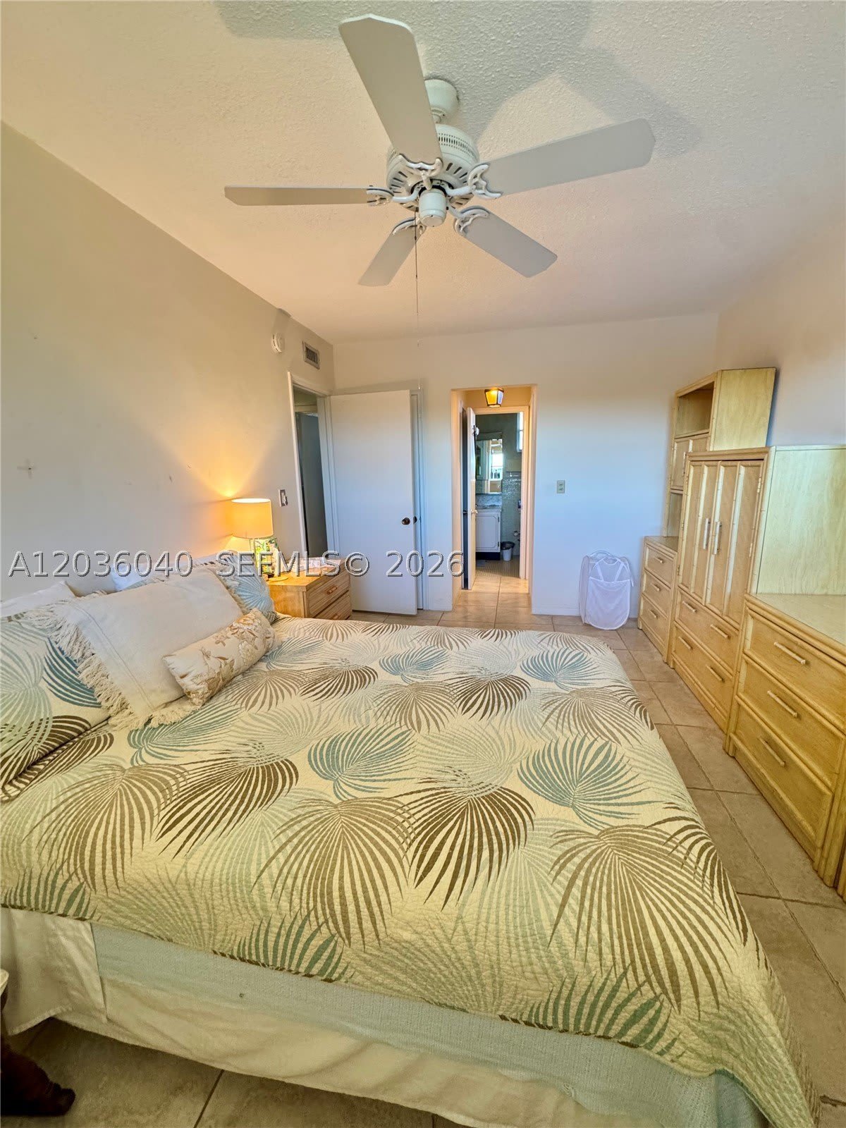 2940 NE 203rd St – photo 5