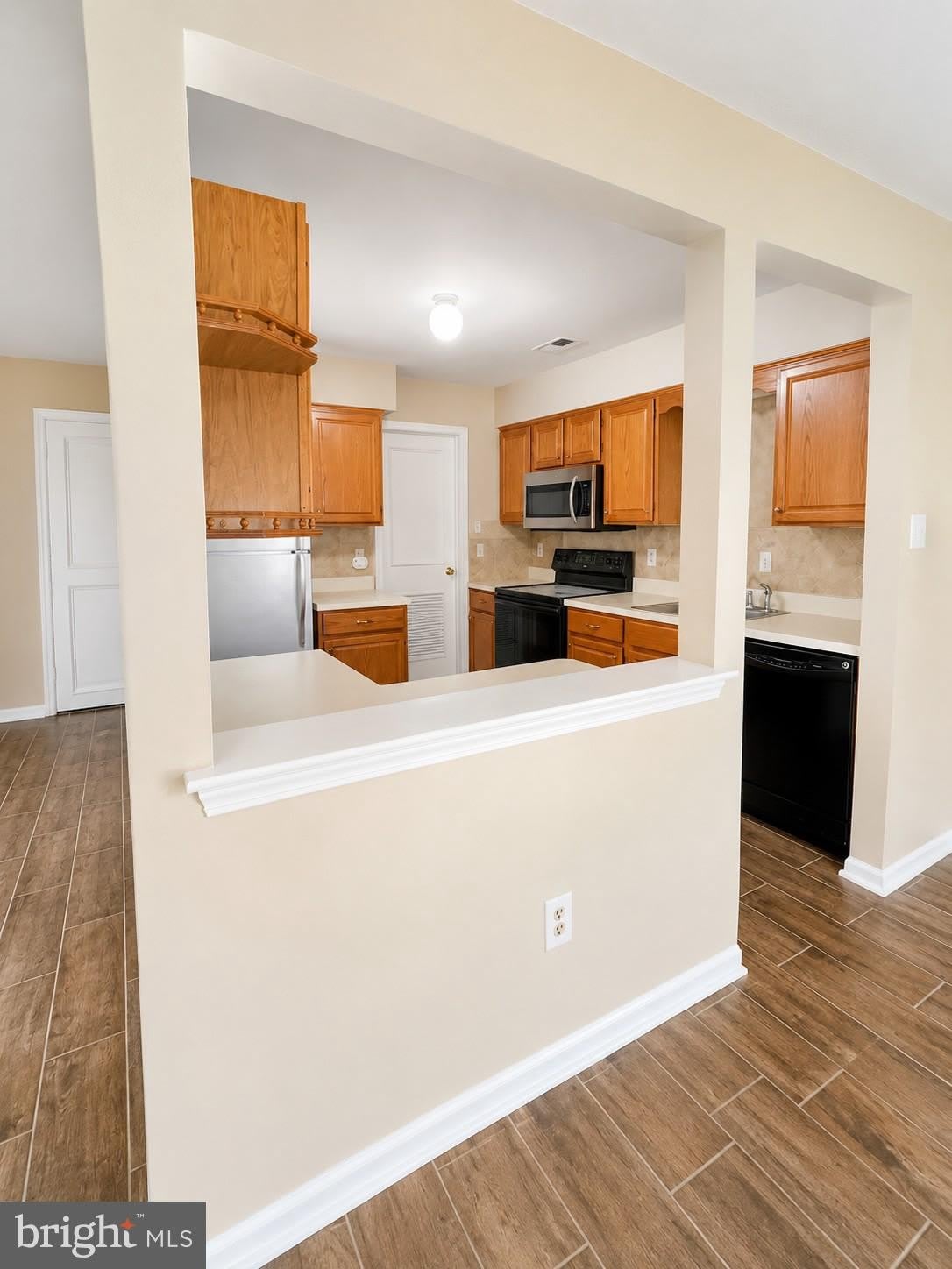 612 MEWS Drive – photo 4