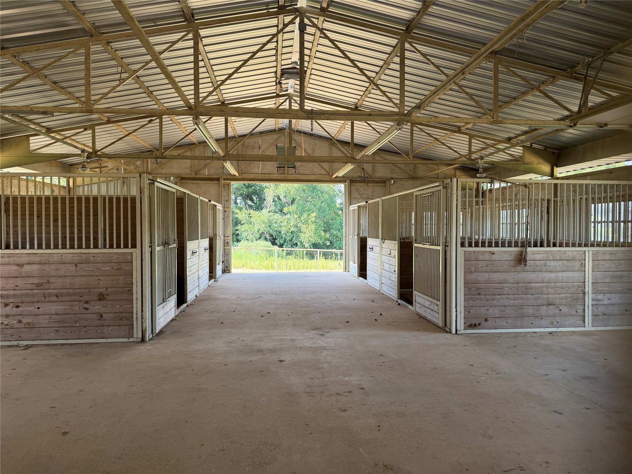950 Sanders Road – photo 3