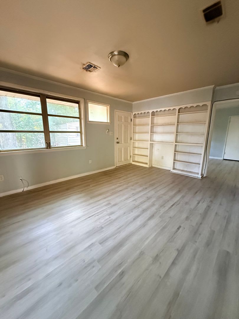 Affordable 3 bedroom 1 bath home – photo 2
