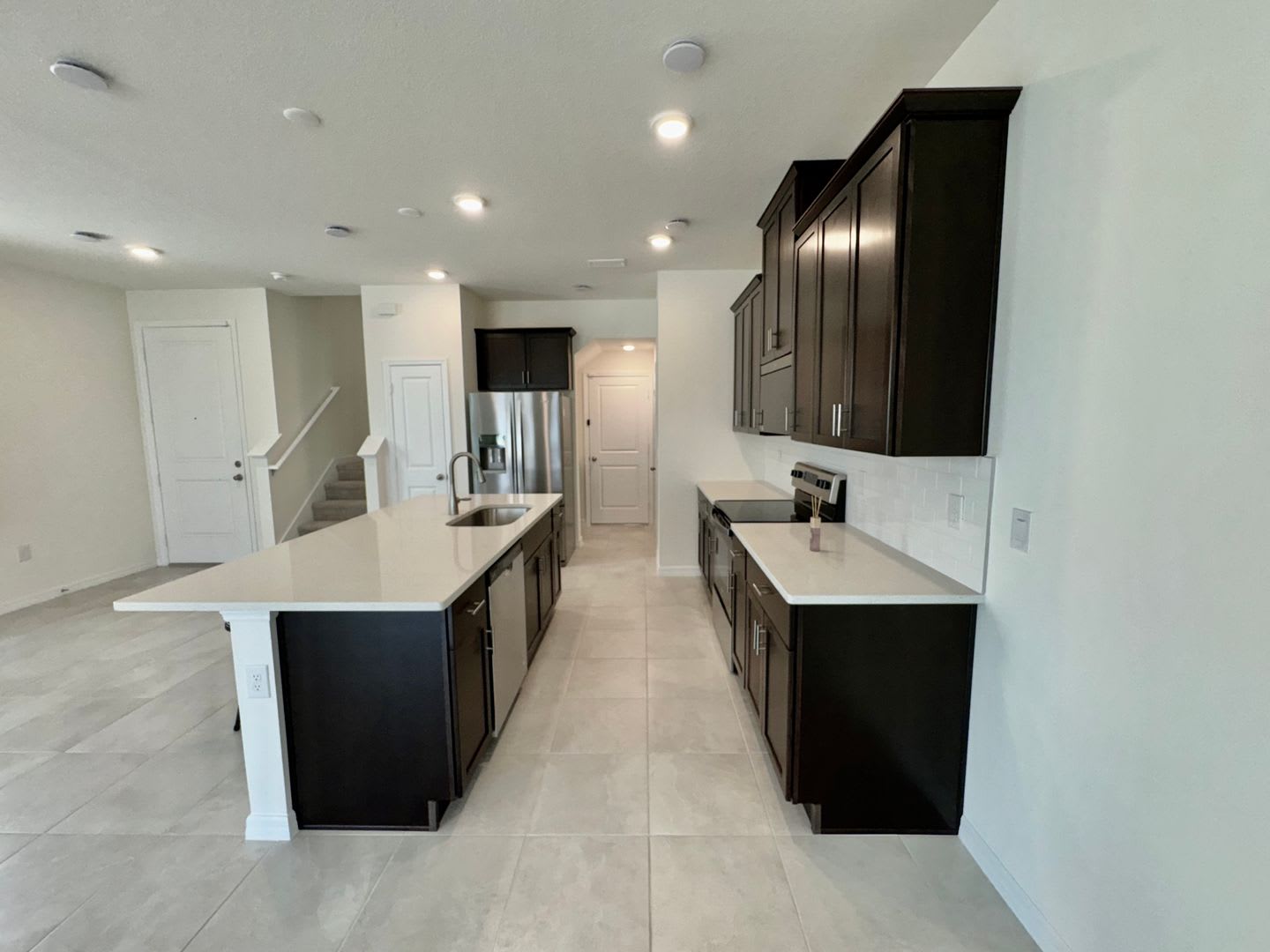 3 Bedroom Two-Story Townhome For Rent in Kissimmee **END UNIT** – photo 3