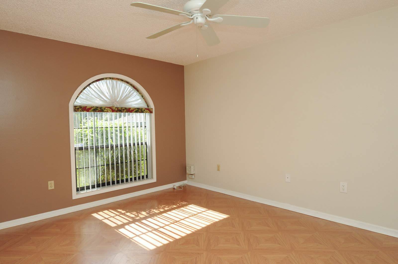 5805 Pauma Pl – photo 2
