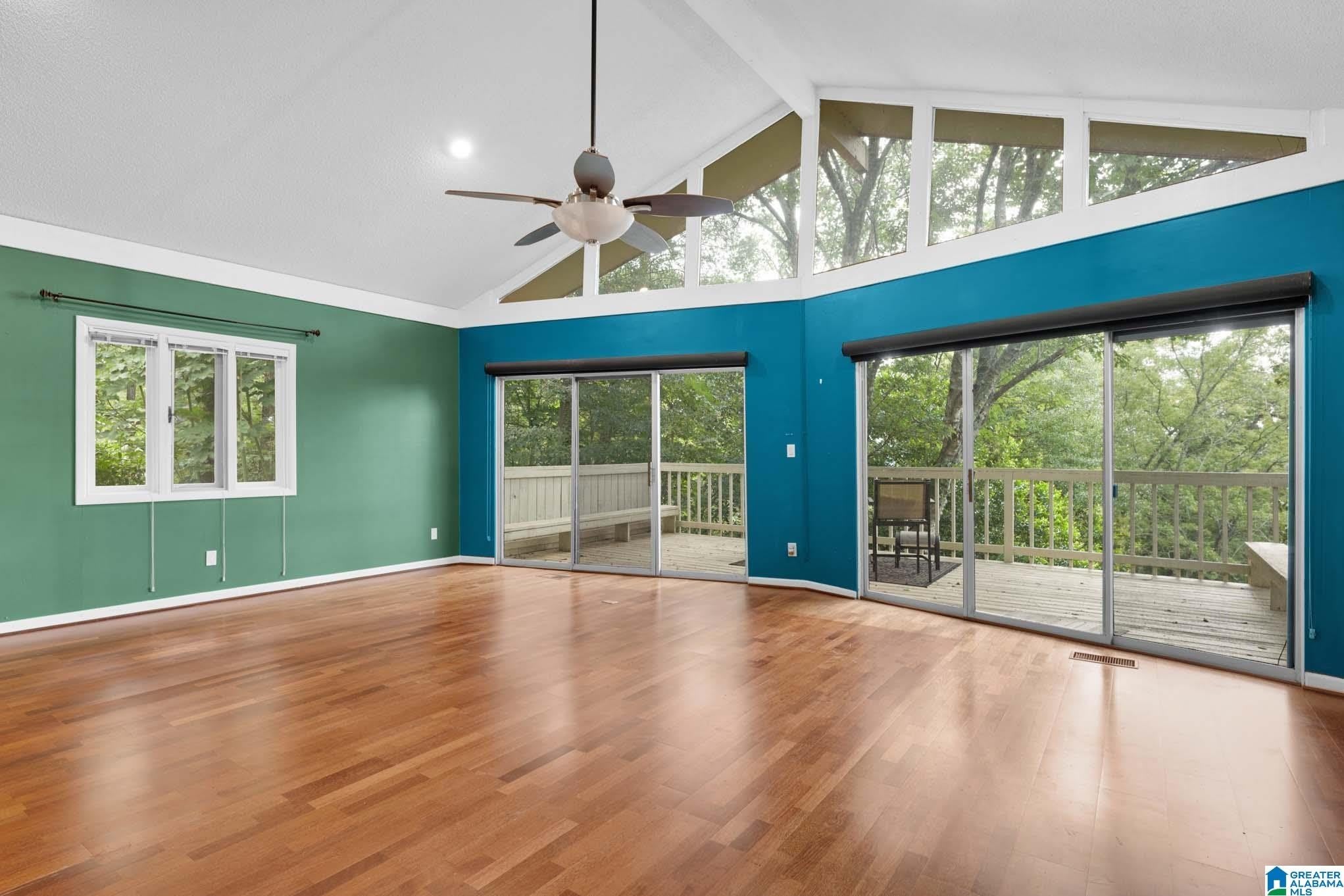 373 LAREDO DRIVE – photo 5