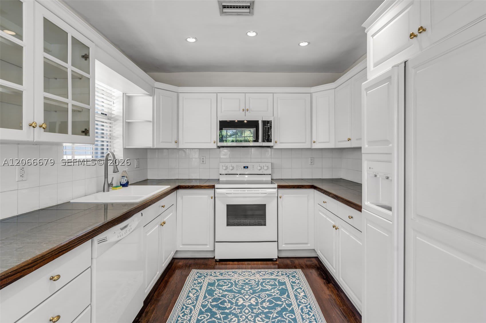 3640 SW 25th St – photo 5