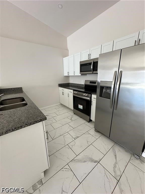 254 SW 3rd Street – photo 3