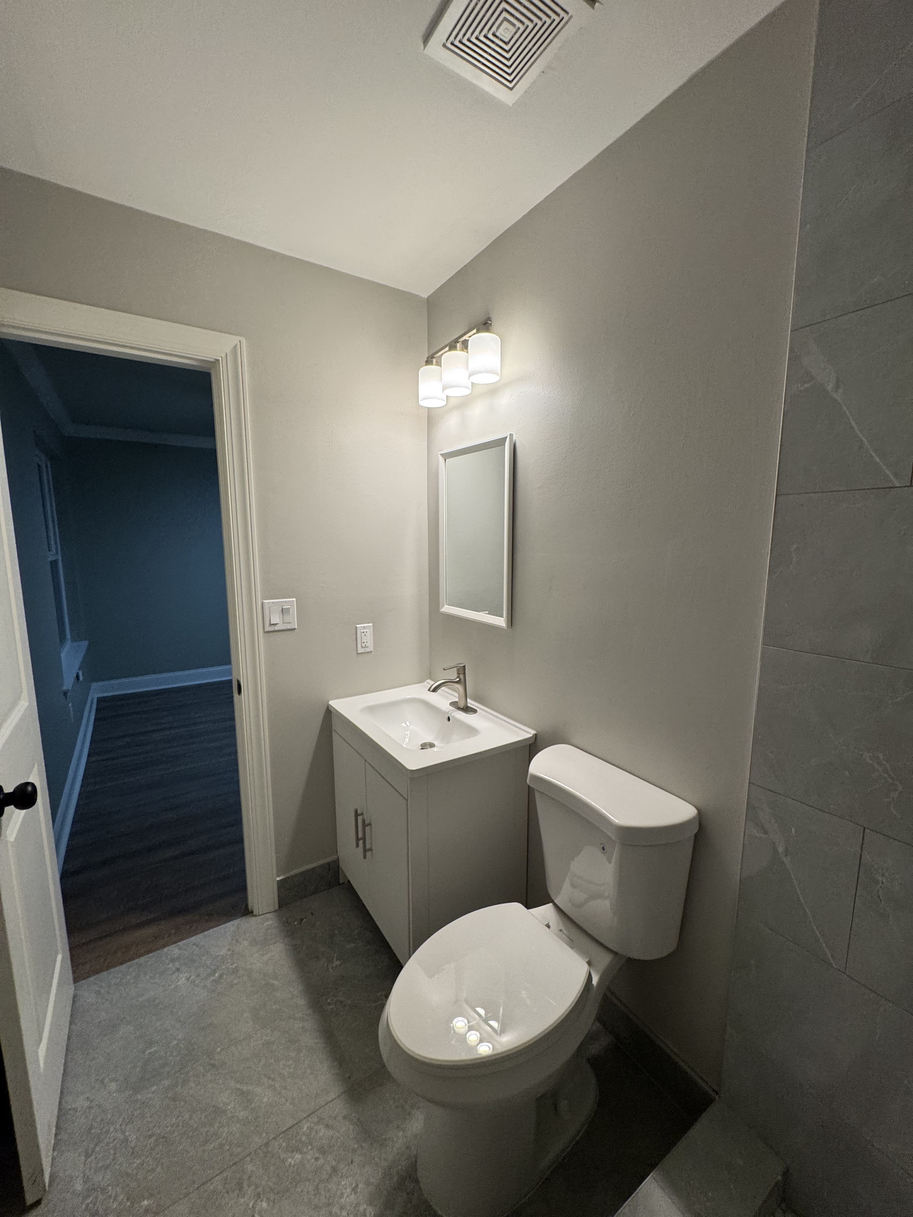 4909 Bayside Court – photo 2