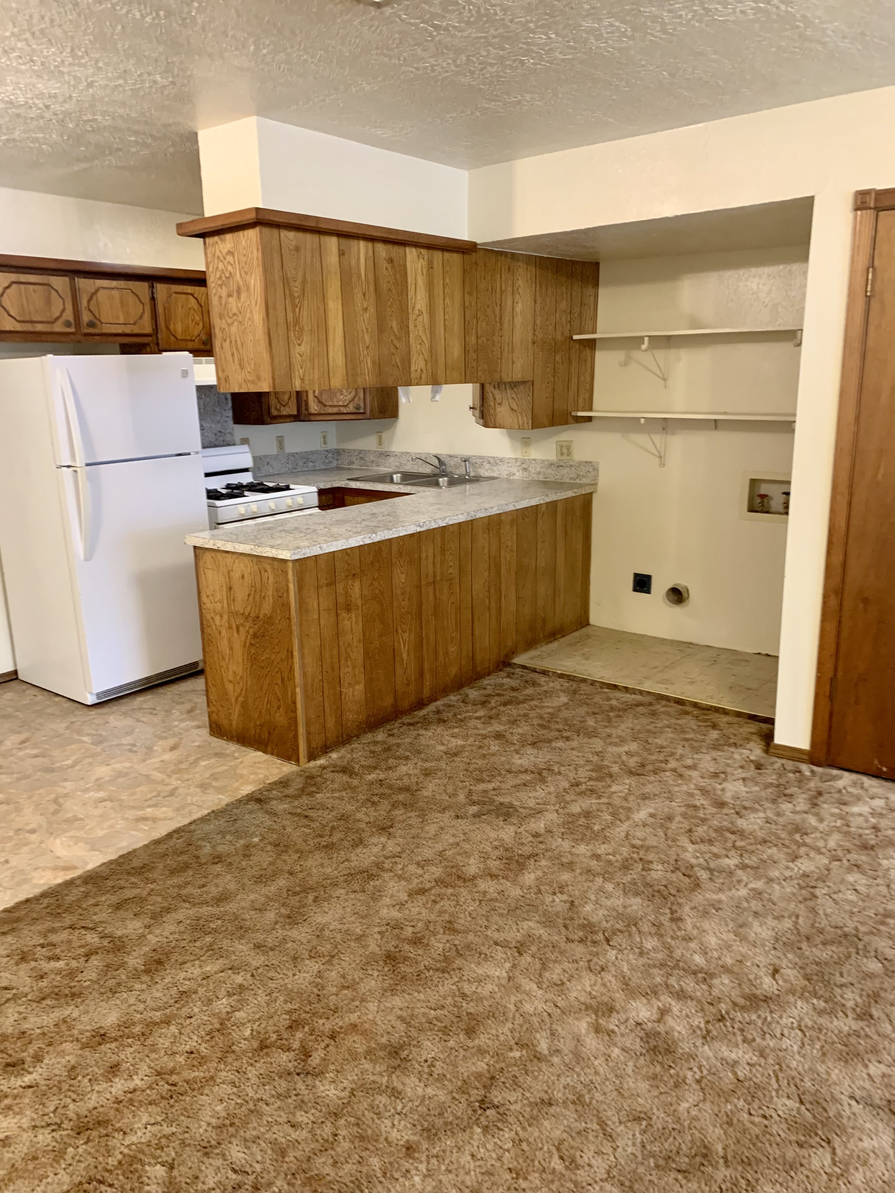 512 West Idaho Avenue – photo 3