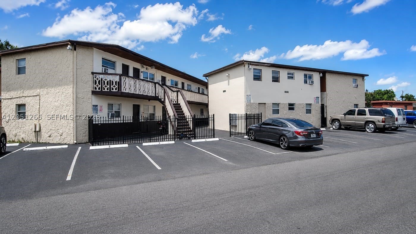 2151 NW 7th St – photo 2