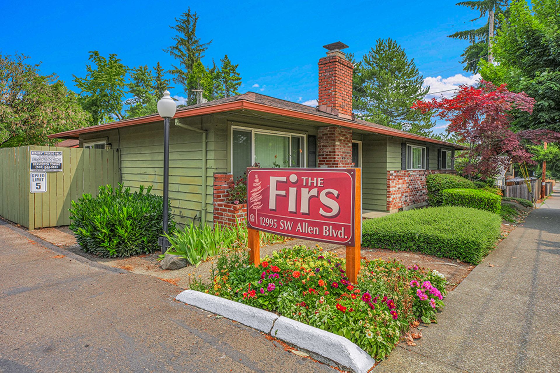 The Firs Apartments – photo 4