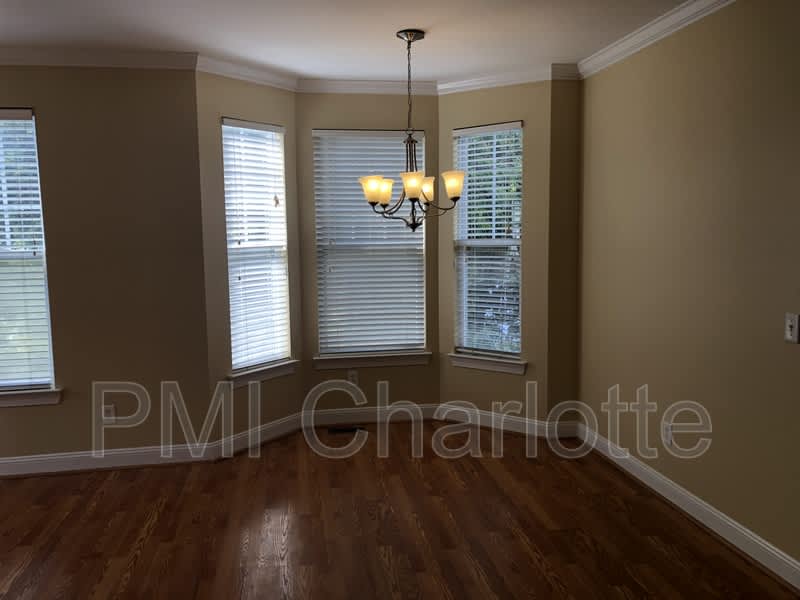 6710 Mallard Park Dr – photo 5