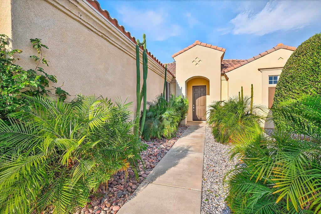 42217 Whisper Rock Street – photo 1