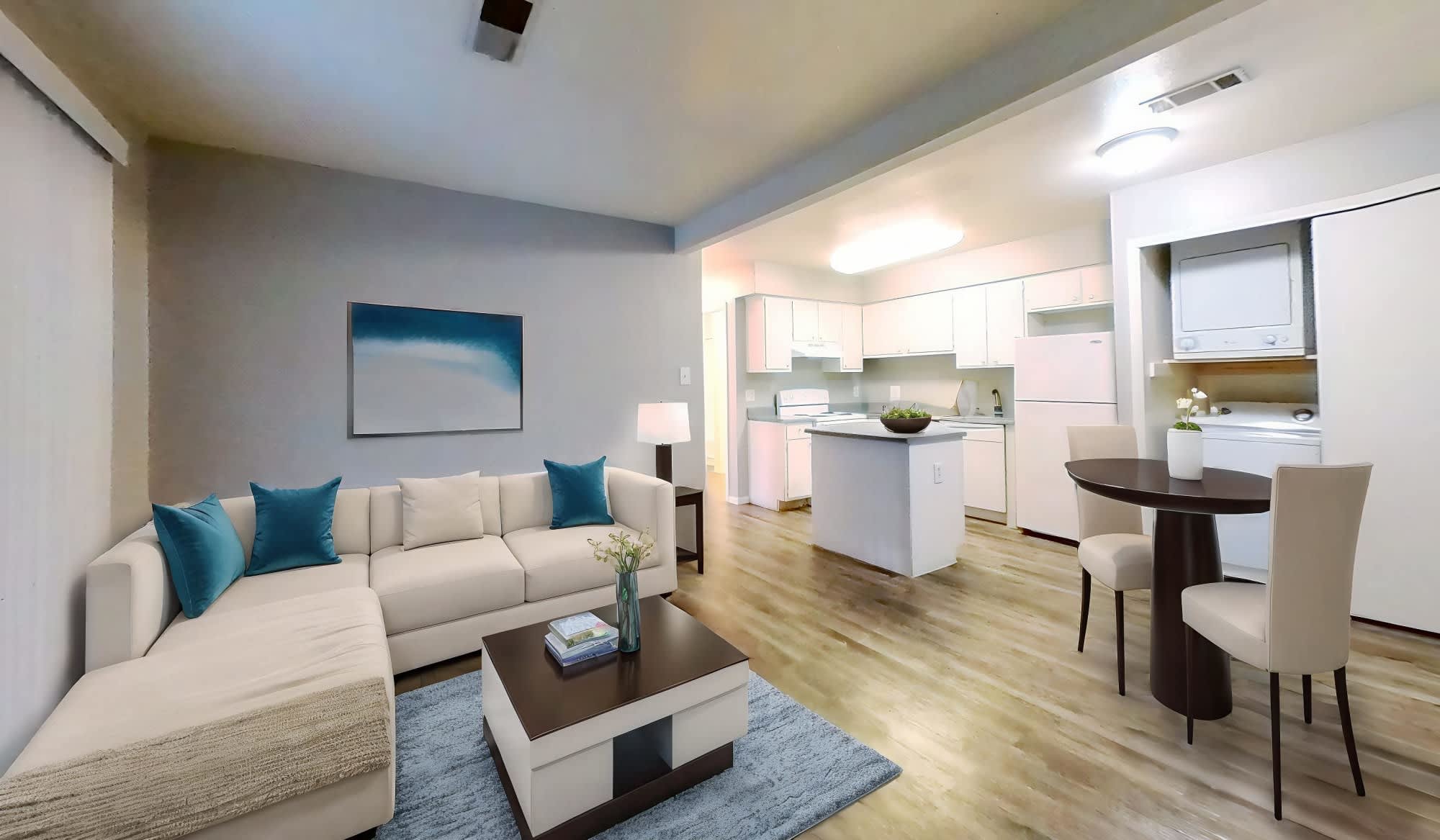 Hill Country Apartments – photo 1