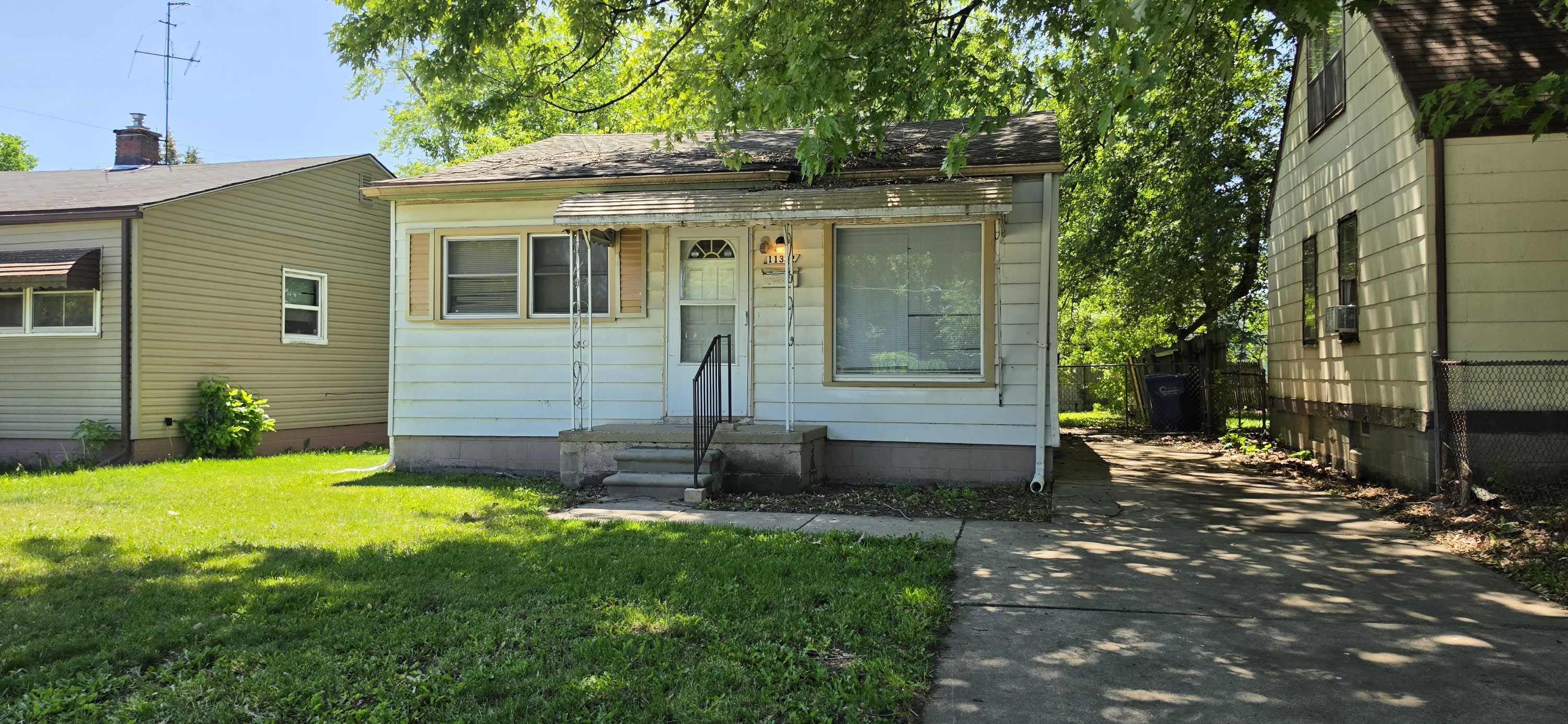 11332 Republic Avenue – photo 1