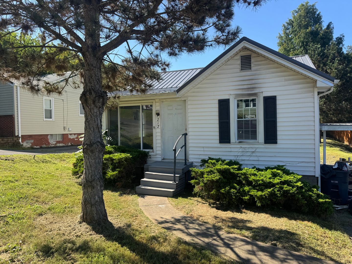 2 Bedroom 1 Bath Home in Greeneville, TN – photo 2